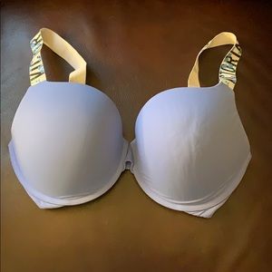 Victoria Secret underwire lined bra size 34 DDD